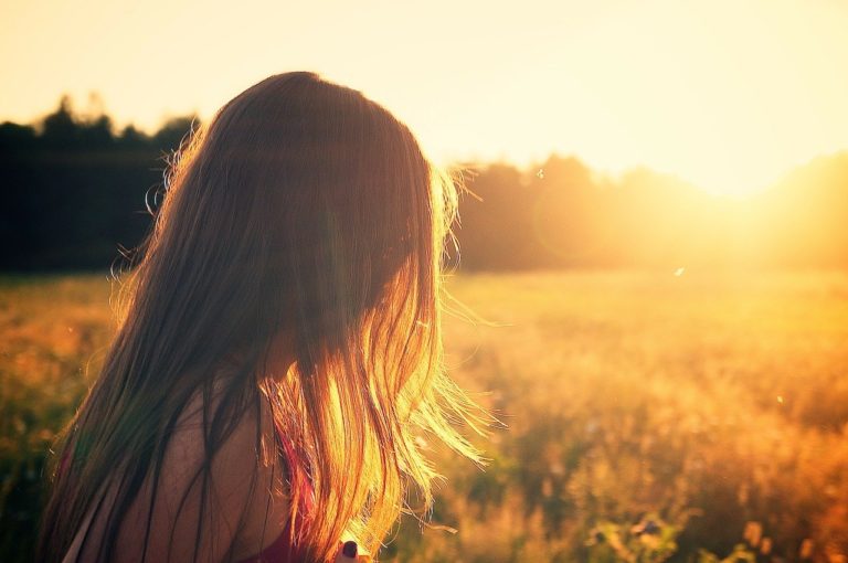 girl in fall season